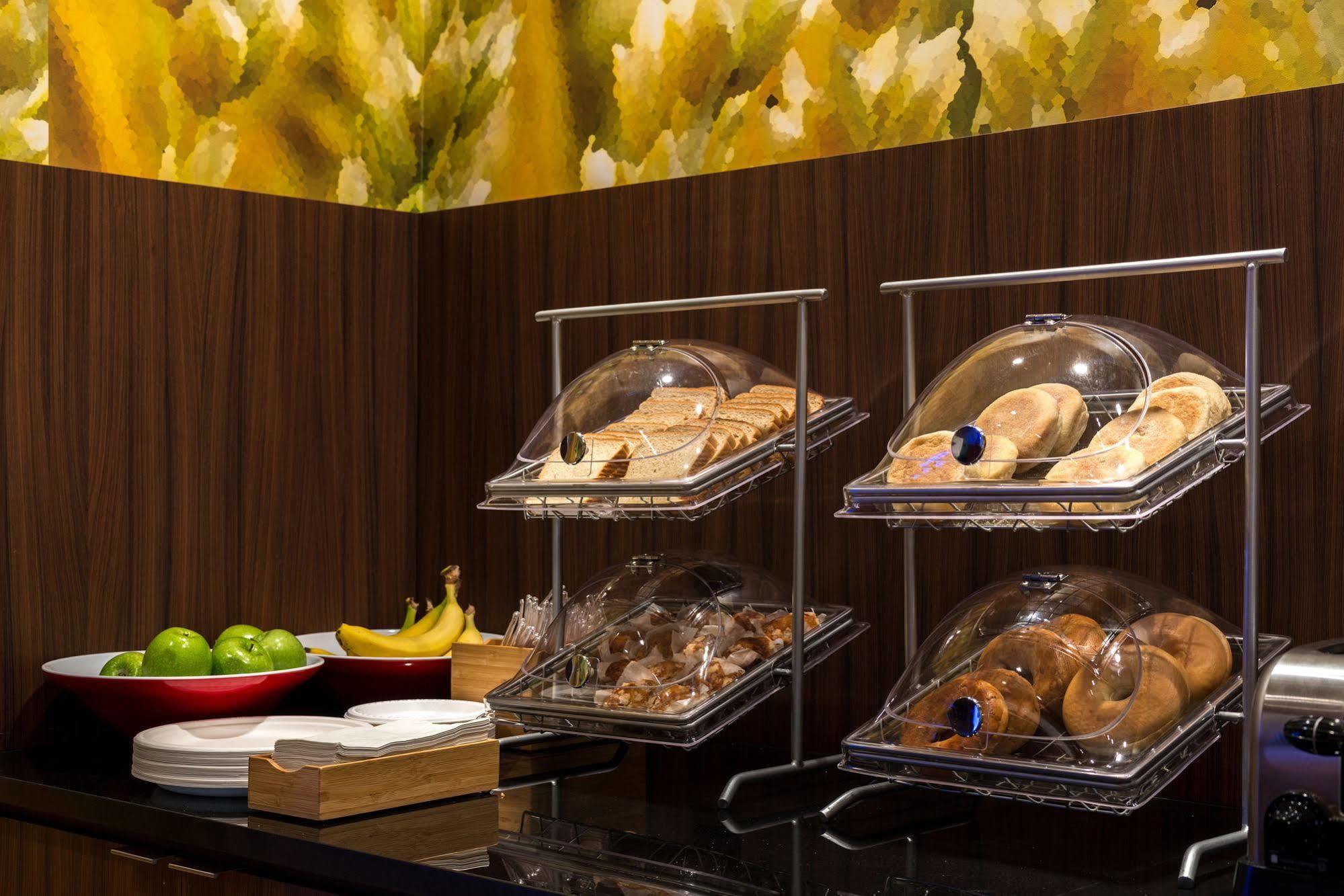 Fairfield By Marriott Inn & Suites Wheeling At The Highlands Triadelphia Zewnętrze zdjęcie